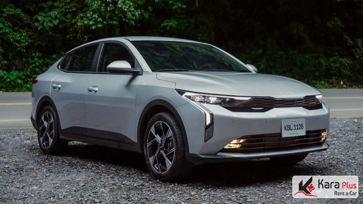 اجاره کیا K3 در دبی برای گردش شبانه در شهر با هندلینگ فوق العاده